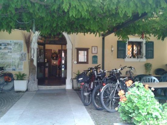Готель Locanda San Gallo Moggio Udinese Екстер'єр фото